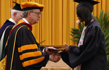 Commencement 2005 7.jpg
