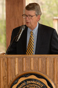 Robert Bottoms Podium.jpg