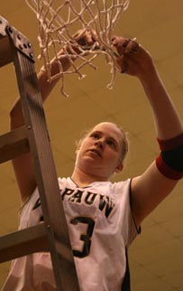 SCAC Champ Liz Bondi MVP 2007.jpg