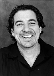 Dagoberto Gilb.jpg