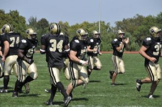 Tiger Football Sewanee 2008 run.jpg