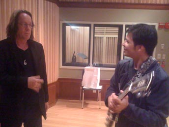 Todd Rundgren Seth Tsui 1.jpg