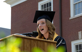 commencement10_craker.jpg