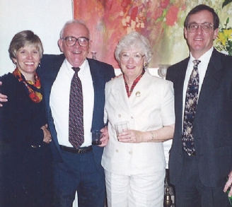 Kissingers bg.jpg