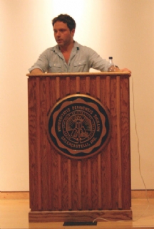 Nic Pizzolatto Sept2010peeler.jpg